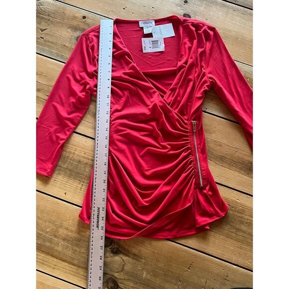 NWT! Carmen Marc Valvo Red Savannah Top blouse. Zipper Detail. Size Medium - Picture 7 of 7